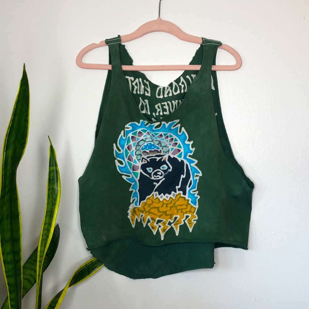 CUSTOM CONCERT CROP MUSCLE TANK T Railroad Earth RRE Denver Bear Batik Green
